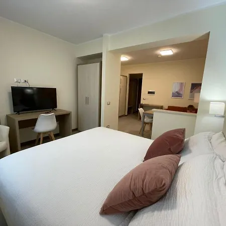 Aparthotel Arvo Sila Lorica